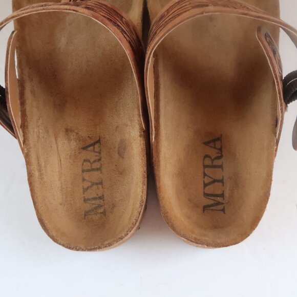 Grashius Western Hand-Tooled Comfy Thong Sandals Sz 7 Color  Color Brown - Picture 4 of 12